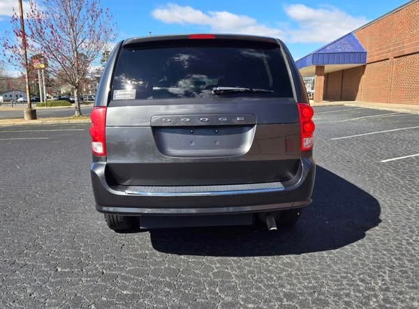 
								2012 Dodge Grand Caravan Passenger SXT Minivan full									