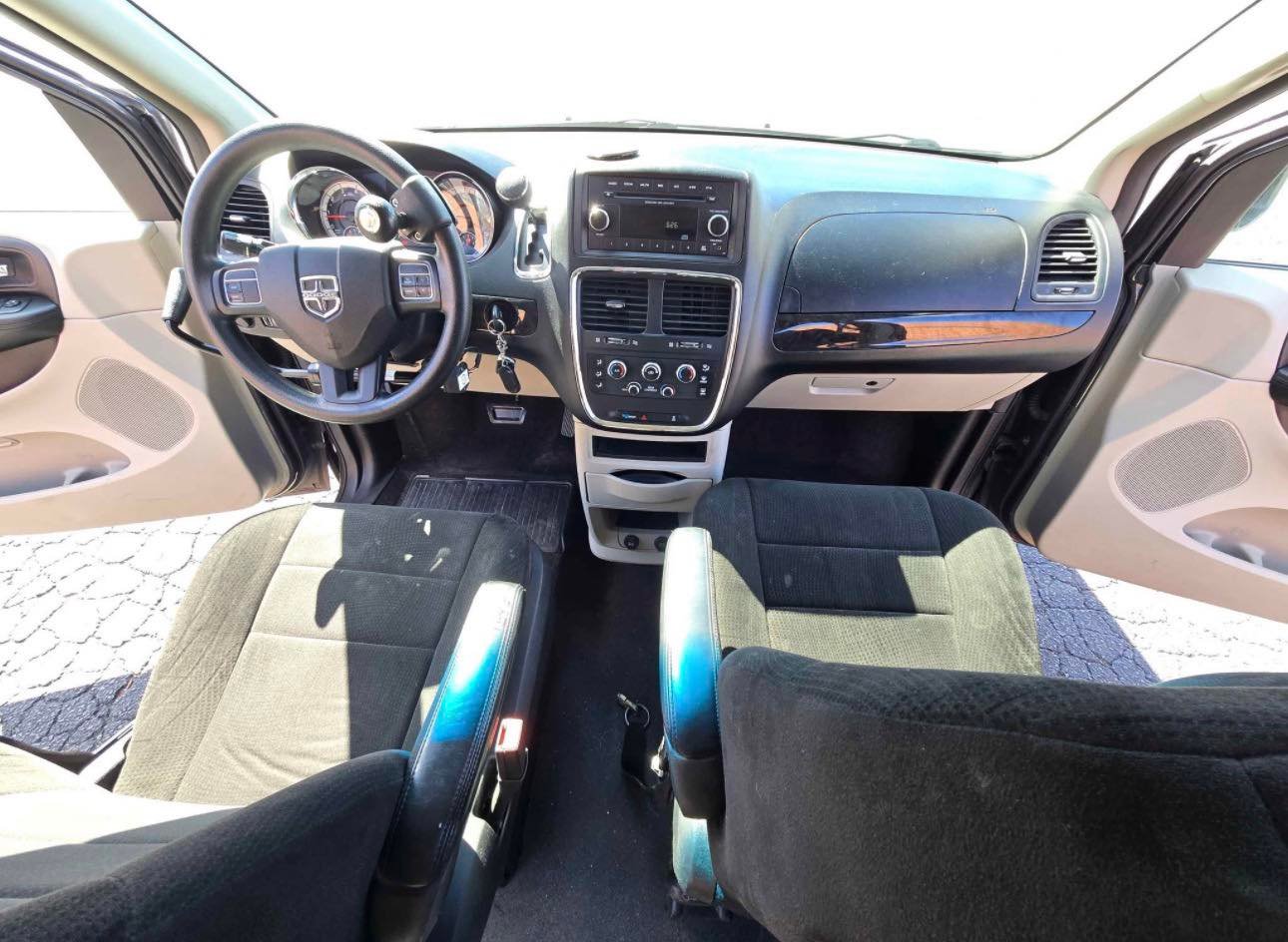 
								2012 Dodge Grand Caravan Passenger SXT Minivan full									