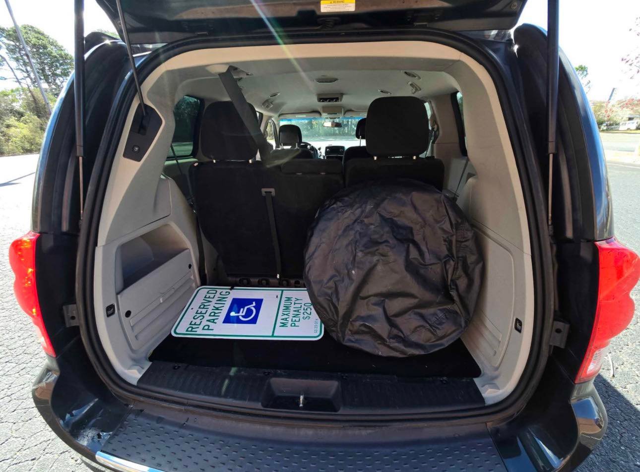 
								2012 Dodge Grand Caravan Passenger SXT Minivan full									